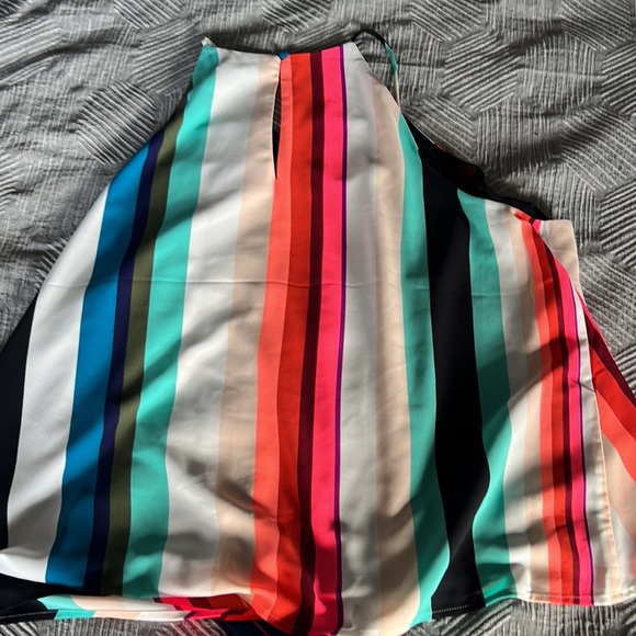 Express colorful tank! - Picture 3 of 3